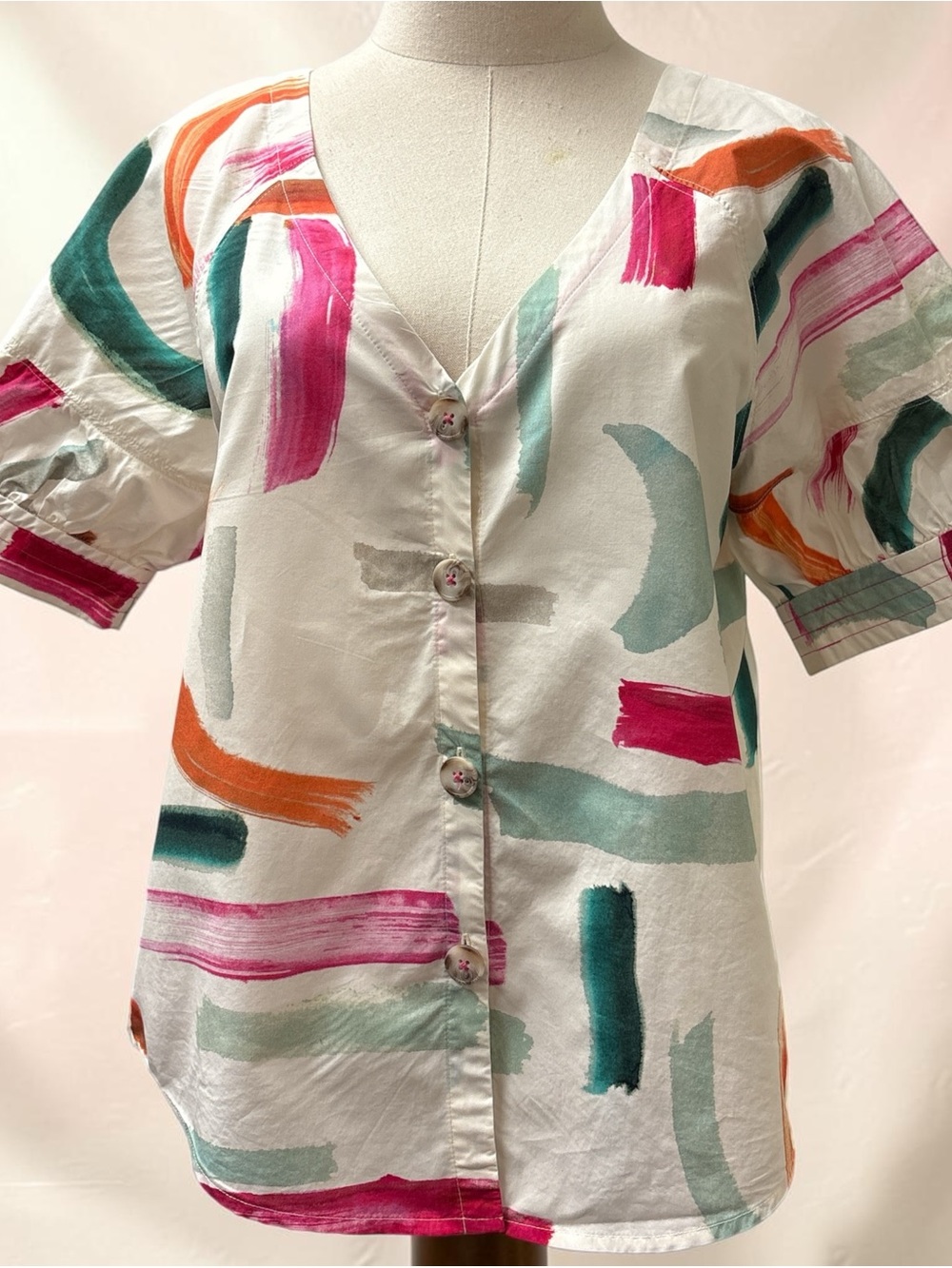 *NWOT* Anthropologie Aimee Clark Cream Brushstroke Print Button-Front Blouse